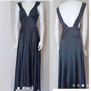 Y2K Vintage Victoria’s Secret 💯 silk dress 🖤